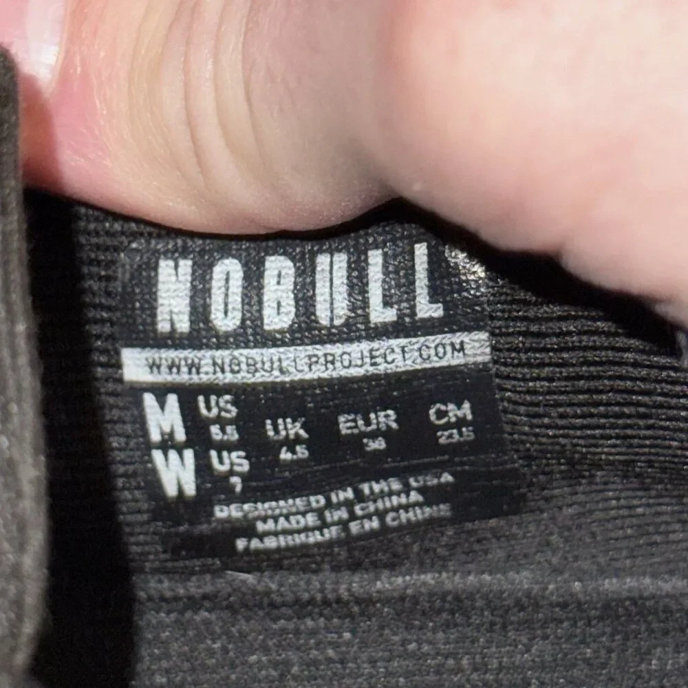 NOBULL JOURNEY Black White Athletic Comfort Running Shoes Sneakers Womens Size 7